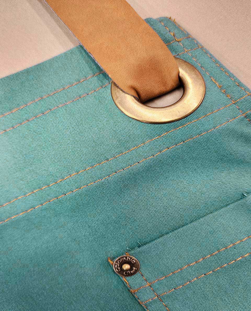 Peto-506-Agua-Marina-detalle-bolsillo-Colombia-Chef